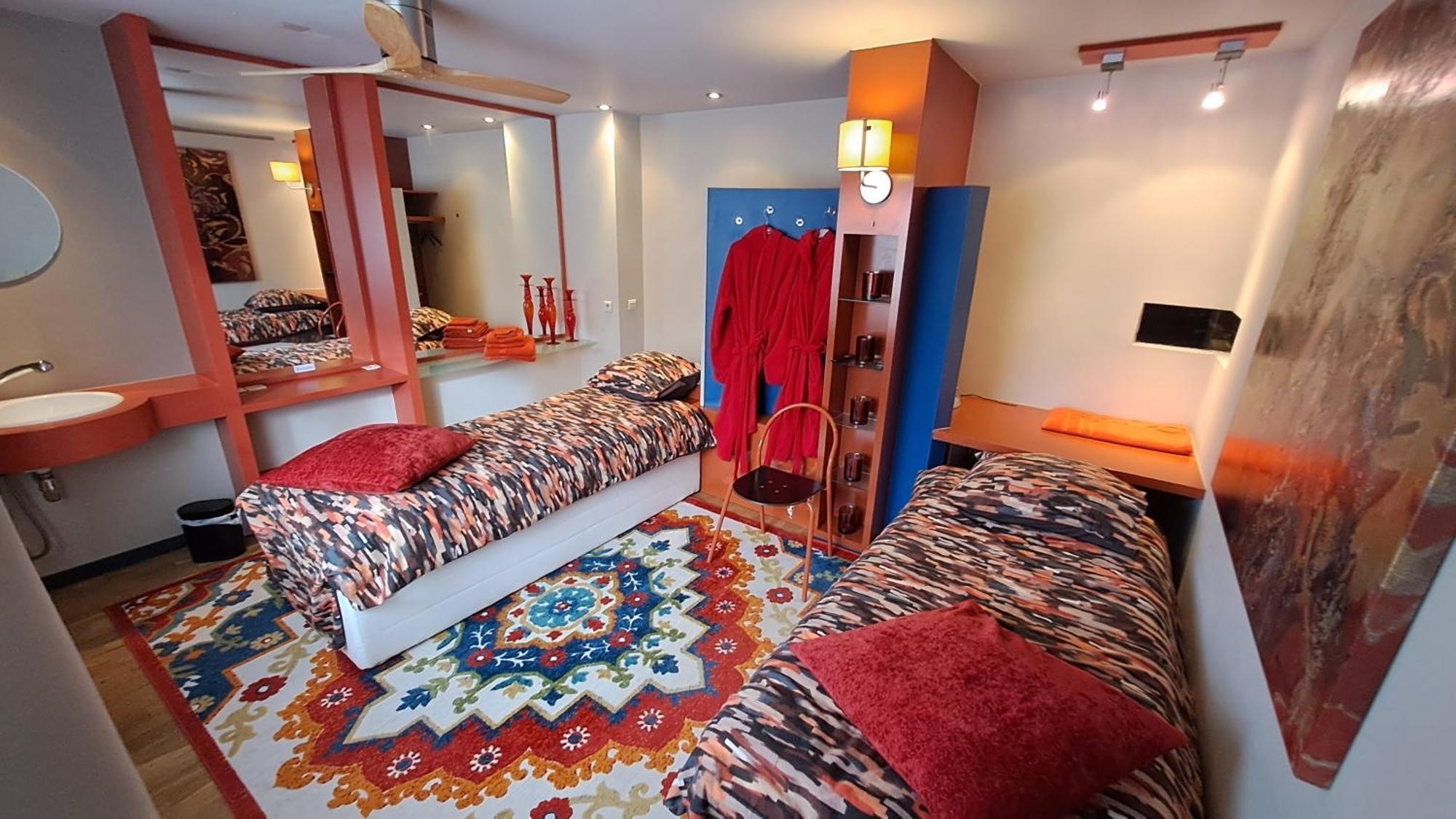 Beautyd Red Room Centrum Gullegem Wevelgem Bagian luar foto